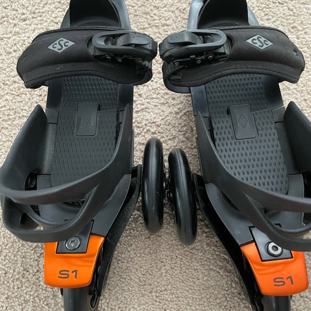 Cardiff Skate Co adjustable kids/adult skates